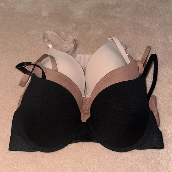 Vince Camuto &amp; Danskin 34C Bra Bundle 9 Bras