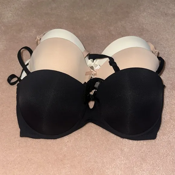 Vince Camuto &amp; Danskin 34C Bra Bundle 9 Bras