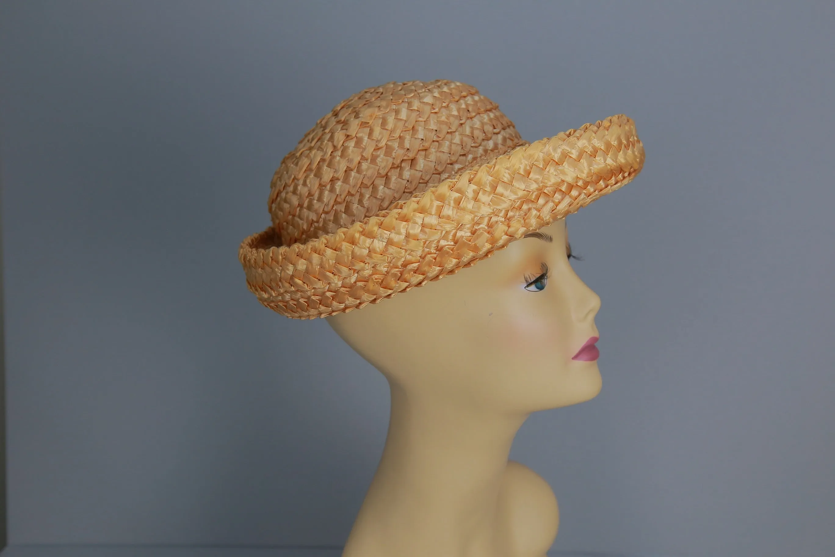 Vintage 60s Straw fashion brimmed hat