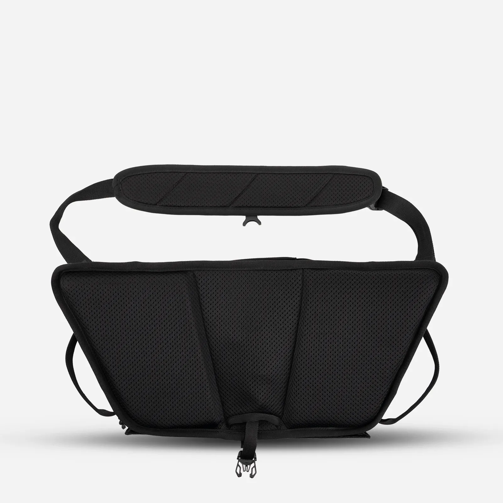 Wandrd Rogue 9L Sling