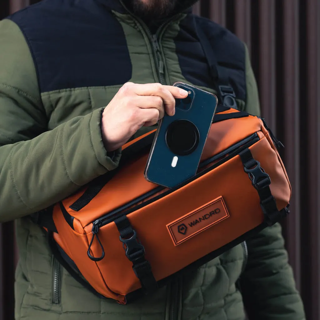 Wandrd Rogue 9L Sling