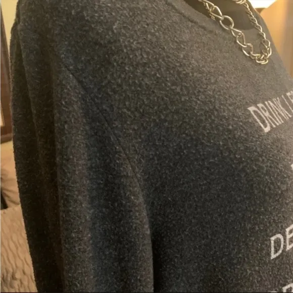 WILDFOX New Years Resolutions Sweatshirt NWT, M