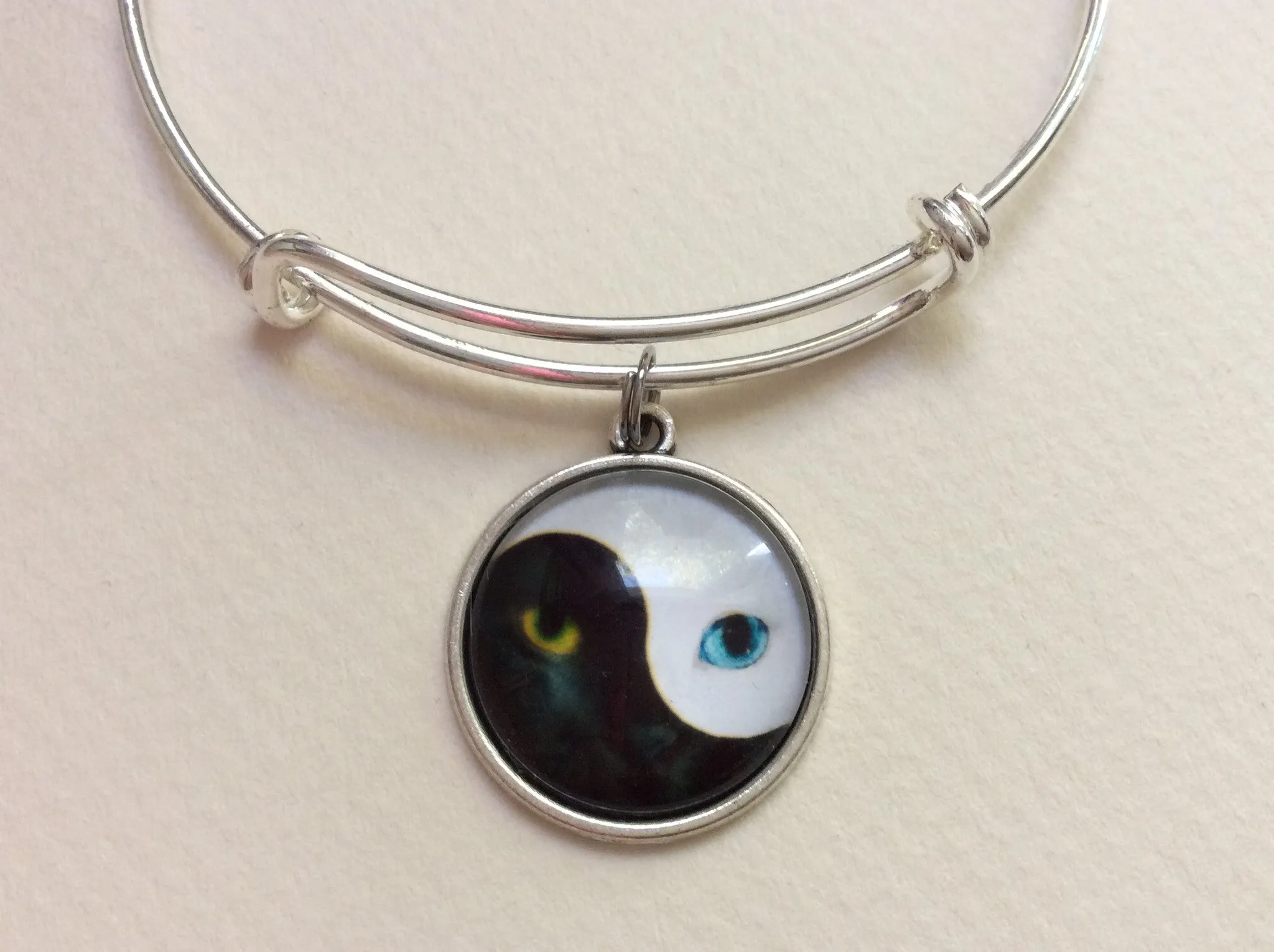 Yin Yang Cat Silver Expandable Charm Bracelet Adjustable Wire Bangle Trendy Meaningful