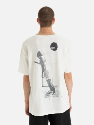 Yuza Sırt Baskılı Relaxed Kesim T-Shirt